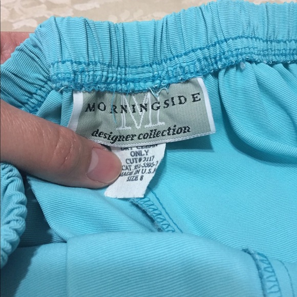 👓Matching button-up blouse & bottoms - Picture 5 of 5